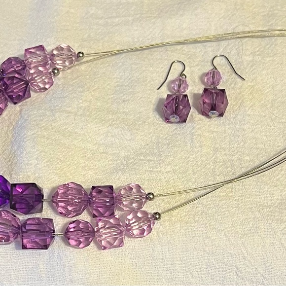 EUC Cato Purple bead necklace and pierced earrings set - Picture 2 of 3